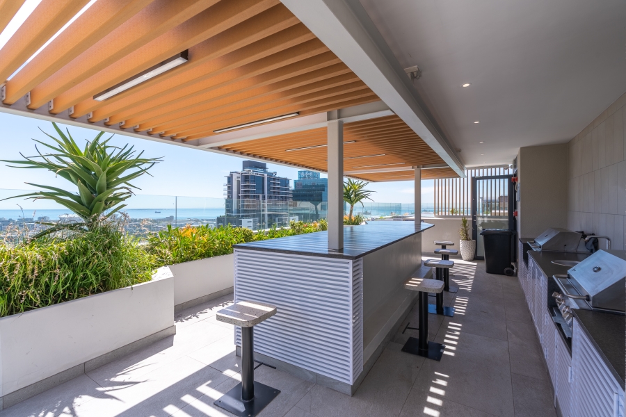 2 Bedroom Property for Sale in Cape Town City Centre Western Cape